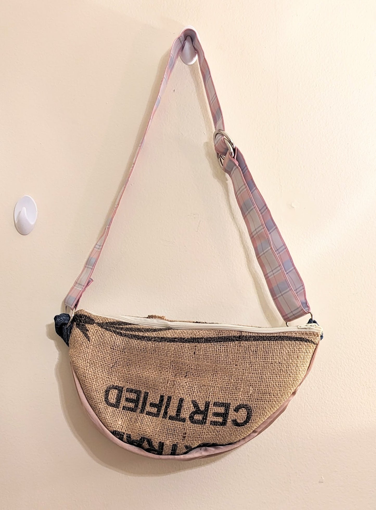 Crescent bag
